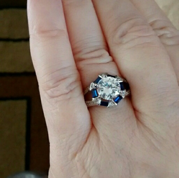 Art Deco 14K plated sterling  White Gold Sapphire moissanite ring … - Picture 6 of 6